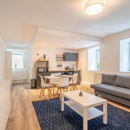 Gemuetliche Dachgeschosswohnung -Waldstrassenviertel Lipcse Kültér fotó