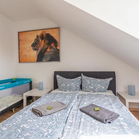 Gemuetliche Dachgeschosswohnung -Waldstrassenviertel Lipcse Kültér fotó
